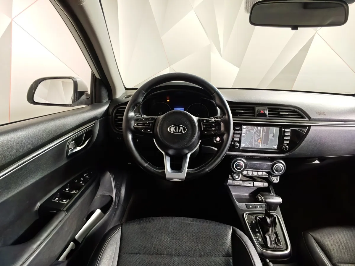 Kia Rio 1.6 AT (123 л.с.) Белый в АВИЛОН. Слайд №20