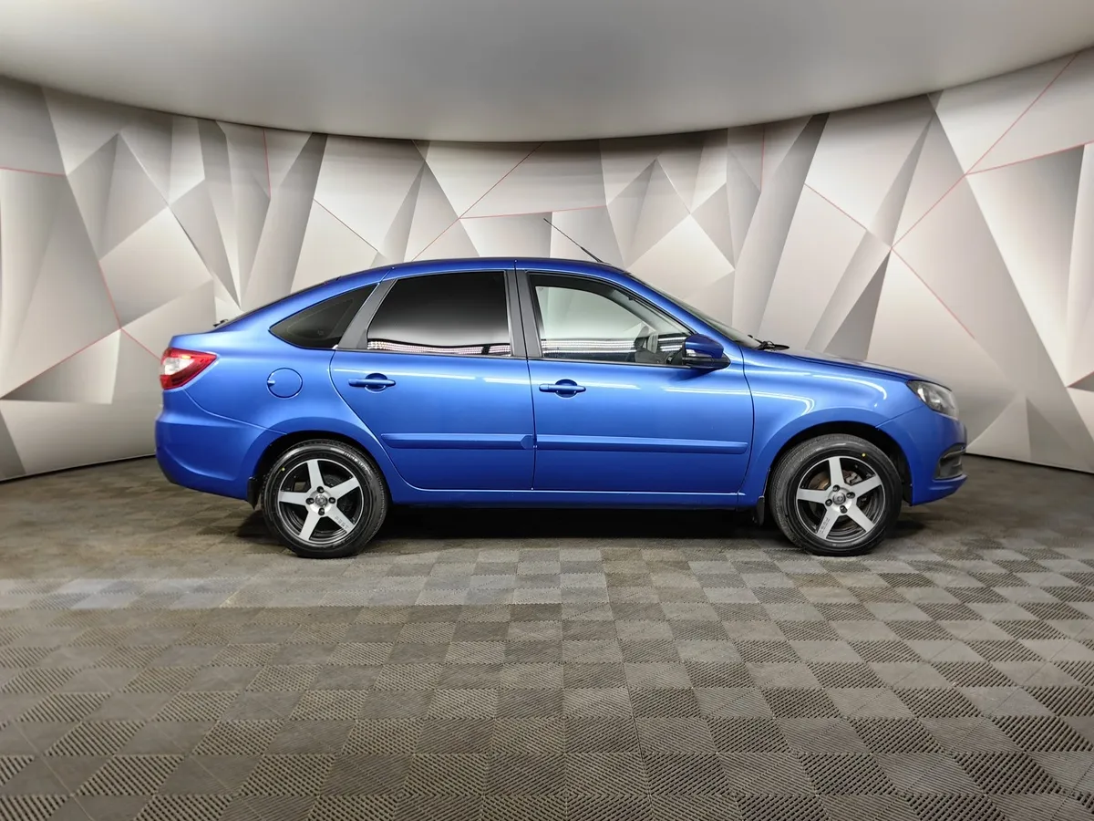 ВАЗ (Lada) Granta 1.6 MT 16кл (106 л.с.) 21911-51-005 Comfort Синий в АВИЛОН. Слайд №6
