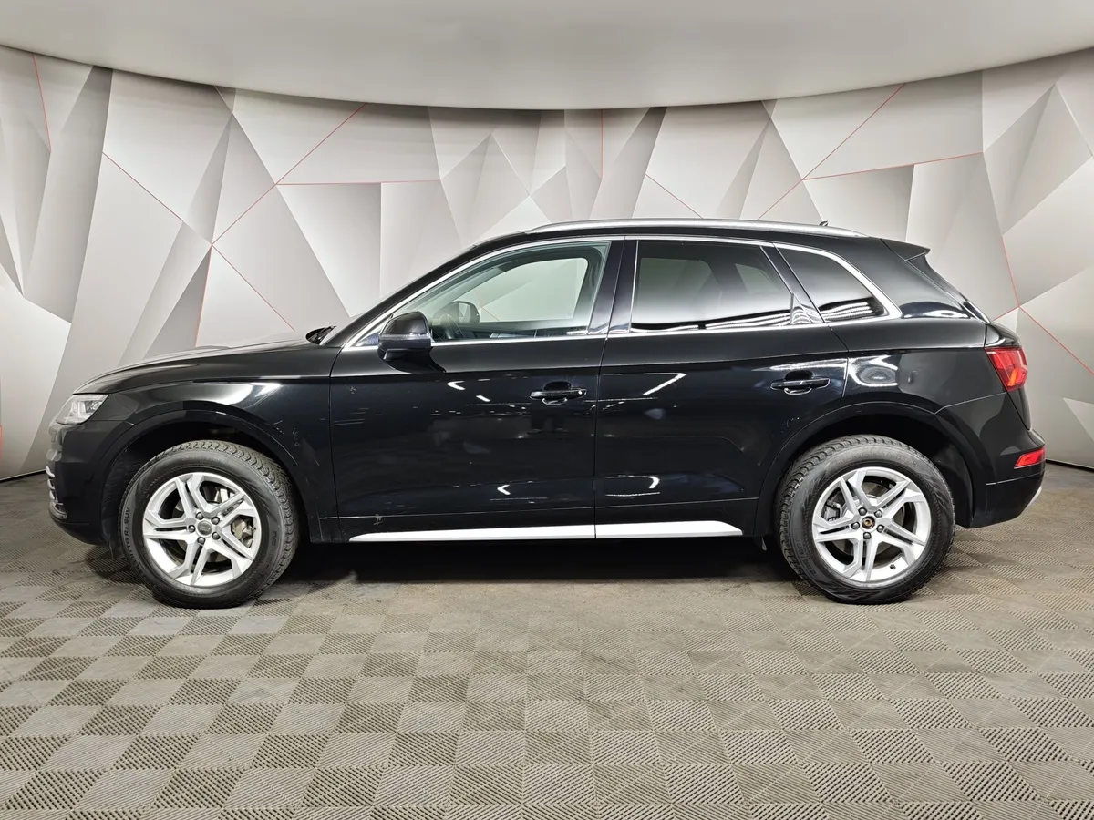 Audi Q5 2.0 TFSI S tronic quattro (249 л.с.) Черный в АВИЛОН. Слайд №5
