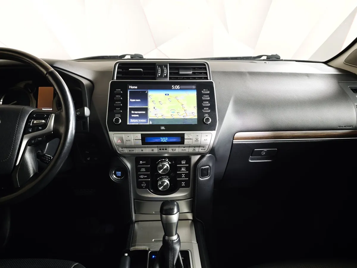 Toyota Land Cruiser Prado 4.0 AT AWD (249 л.с.) Белый в АВИЛОН. Слайд №14