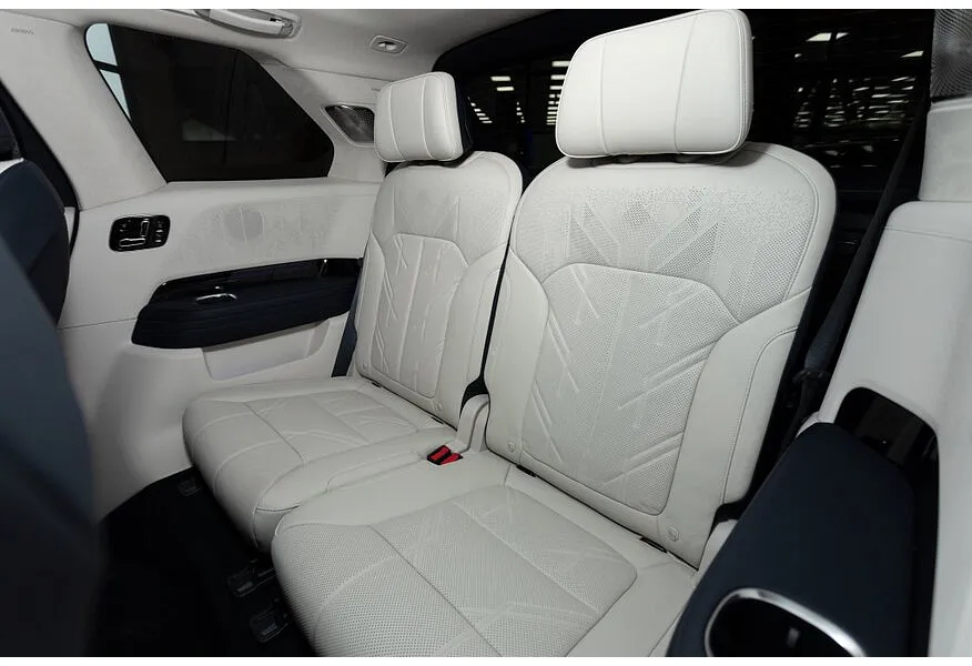 Zeekr 9X 2.0h AT 4WD (1177 л.с.) Max Белый в АВИЛОН. Слайд №11