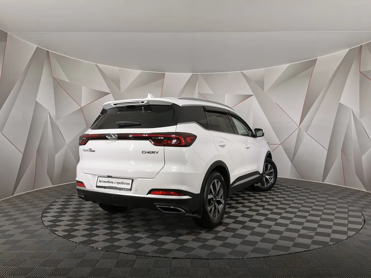 Chery Tiggo 7 Pro 1.5 CTV (147 л.с.) Prestige Белый в АВИЛОН. Слайд №2