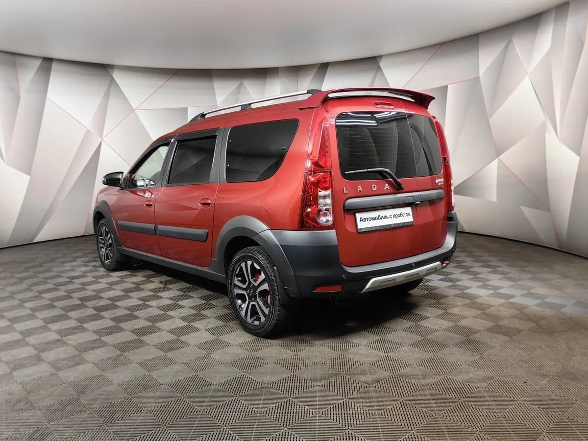 ВАЗ (Lada) Largus 1.6 MT 16 кл (5 мест) (106 л.с.) KS045-52-X00 Luxe Красный в АВИЛОН. Слайд №4