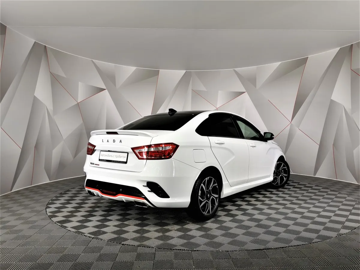 ВАЗ (Lada) Vesta 1.8 MT (145 л.с.) Белый в АВИЛОН. Слайд №2