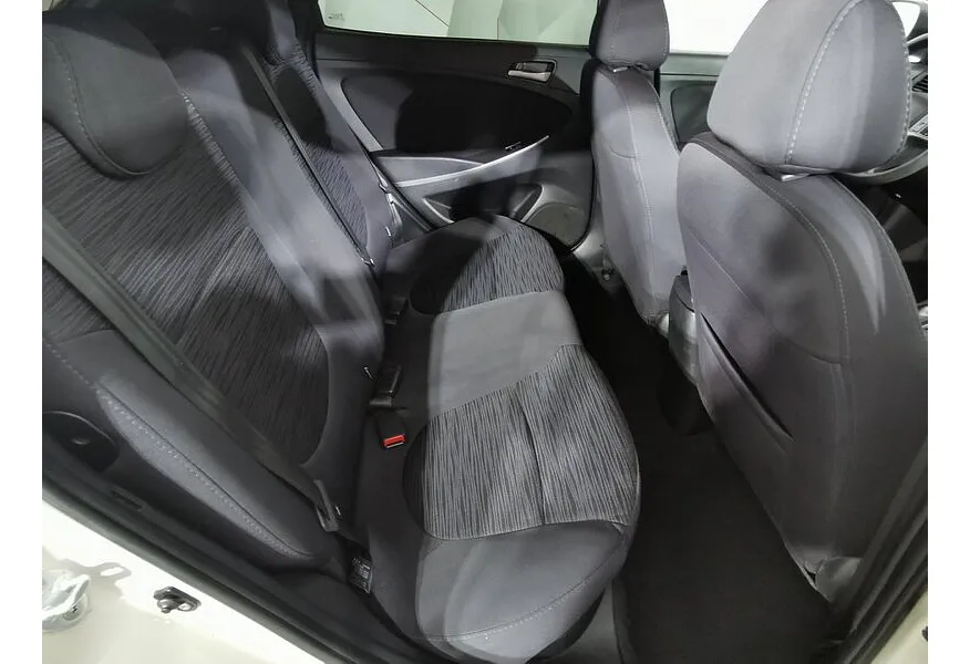 АВИЛОН - Hyundai Solaris 1.6 MT (123 л.с.) Comfort Бежевый - slide 12