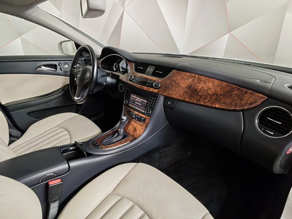 Mercedes-Benz CLS CLS 300 7G-Tronic (231 л.с.) Белый в АВИЛОН. Слайд №13