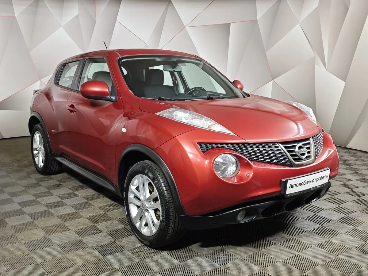 Nissan Juke 1.6 CVT (117 л.с.) Красный в АВИЛОН. Слайд №3
