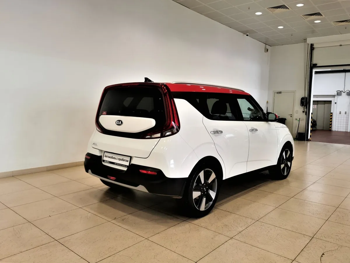 Kia Soul 1.6 MPI AT (123 л.с.) Prestige Белый в АВИЛОН. Слайд №2