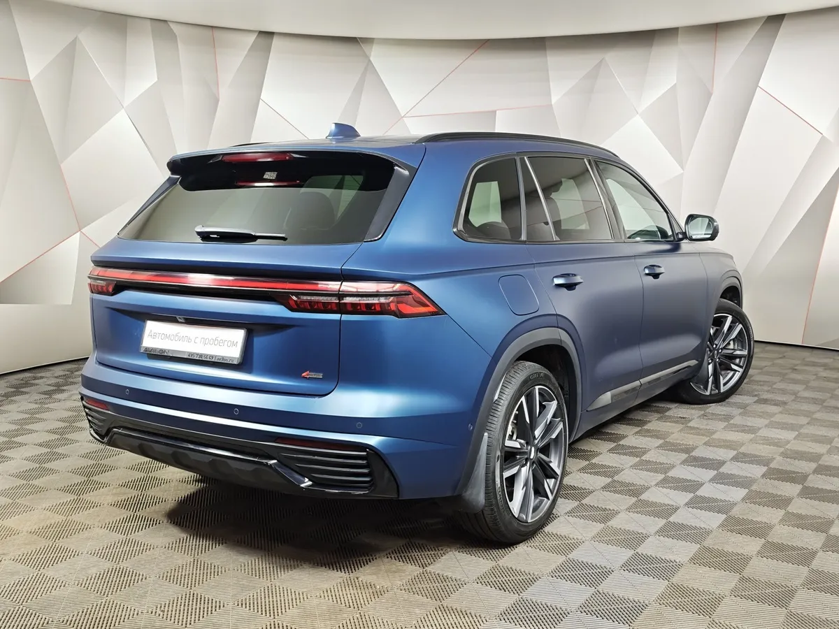 Geely Monjaro 2.0T 8AT 4WD (238 л.с.) Exclusive Синий в АВИЛОН. Слайд №2