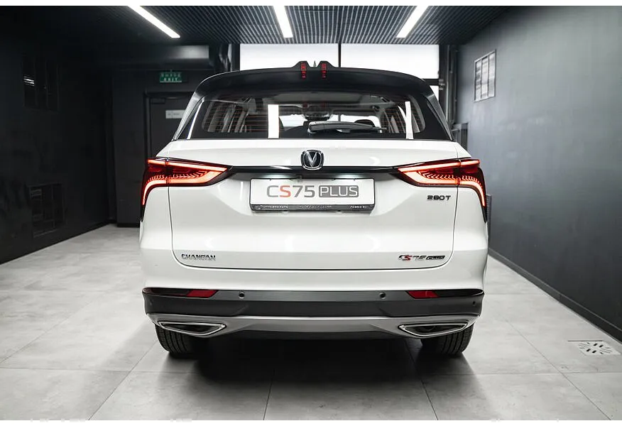 Changan CS75PLUS 2.0 AT (223 л.с.) Tech Белый в АВИЛОН. Слайд №2