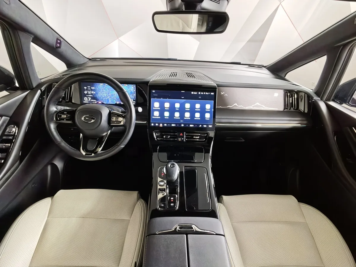 GAC M8 Master series 400T 2.0T AT (232 л.с.) Flagship Edition Черный в АВИЛОН. Слайд №14