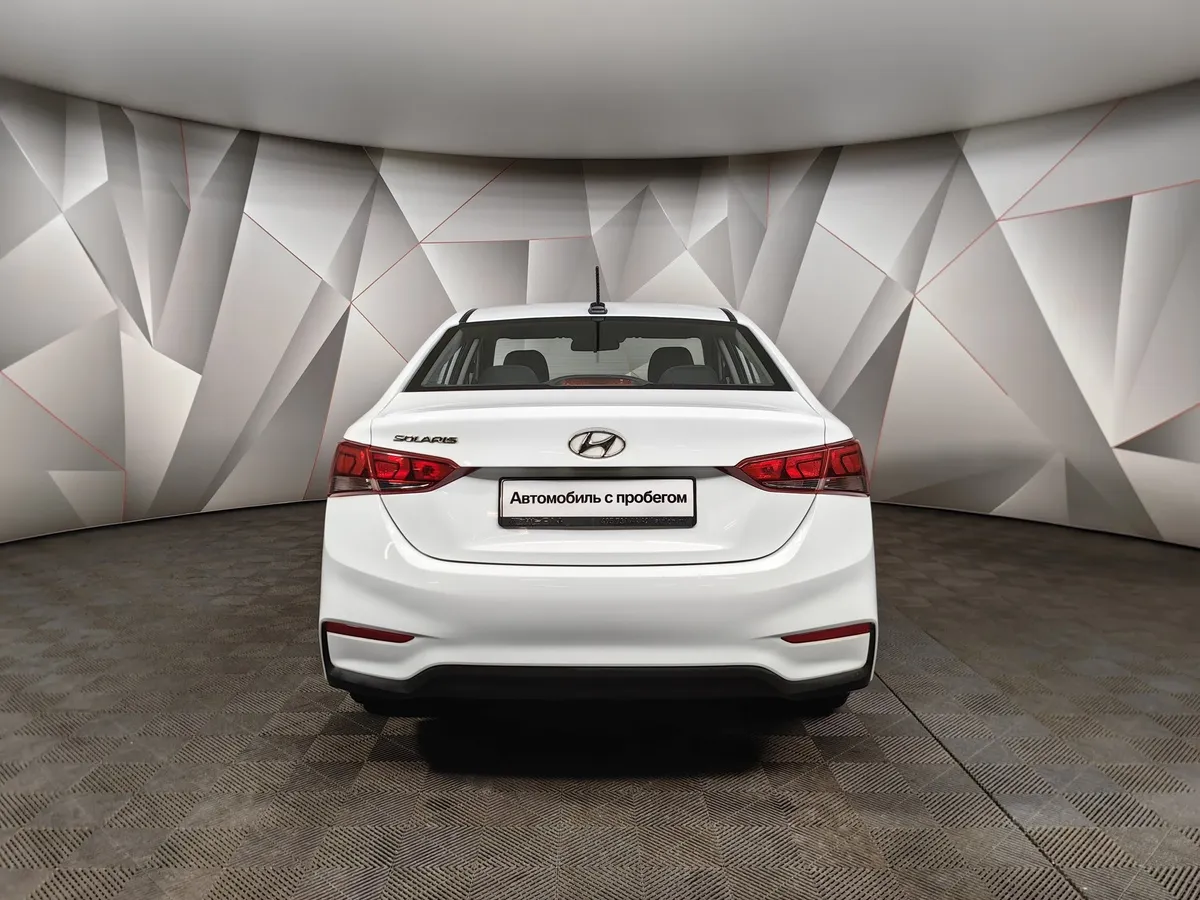 Hyundai Solaris 1.4 MT (107 л.с.) Active Белый в АВИЛОН. Слайд №8
