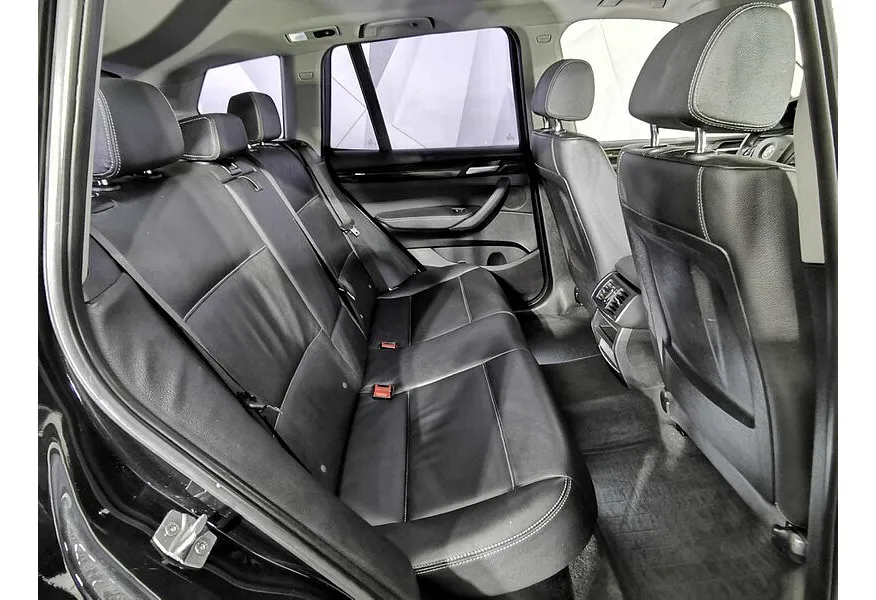 BMW X3 xDrive20d AT (184 л.с.) Base Локальная сборка Черный в АВИЛОН. Слайд №14