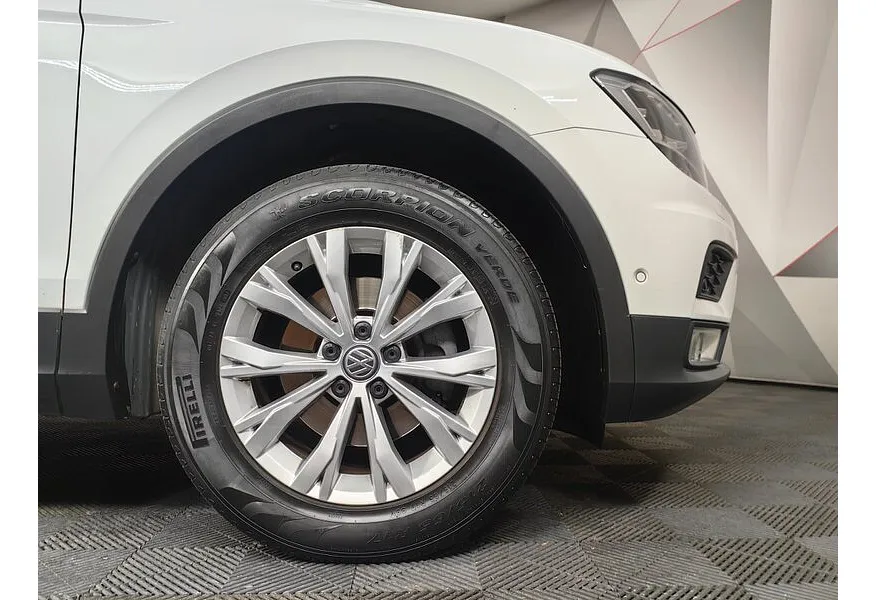 LIVE. Слайд №16