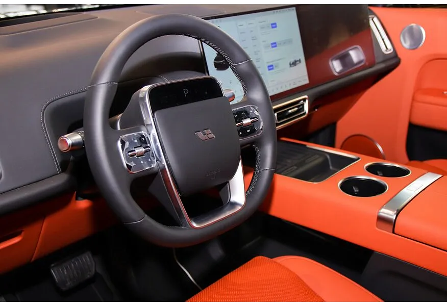 АВИЛОН - LiXiang L9 1.5 AT 4WD (449 л.с.) Ultra Черный - slide 9