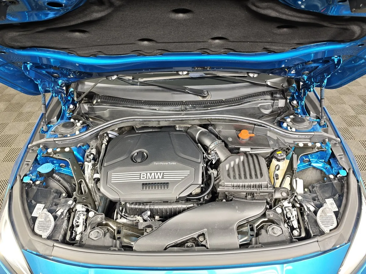 BMW 2 серия Gran Coupe 218i (140 л.с.) M Sport Edition 21 Синий в АВИЛОН. Слайд №10