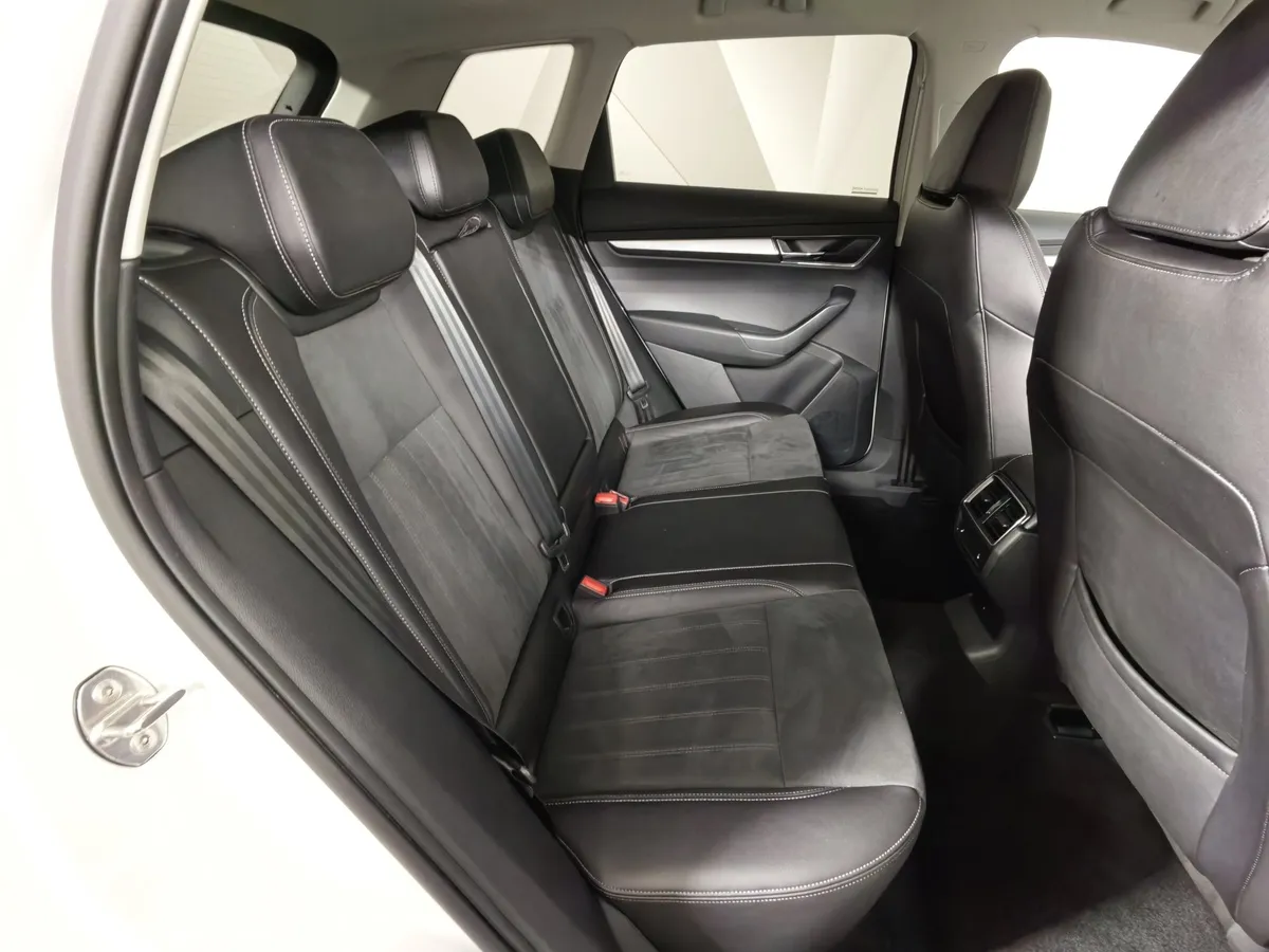 Skoda Karoq 1.4 AT FWD (150 л.с.) Ambition Белый в АВИЛОН. Слайд №16