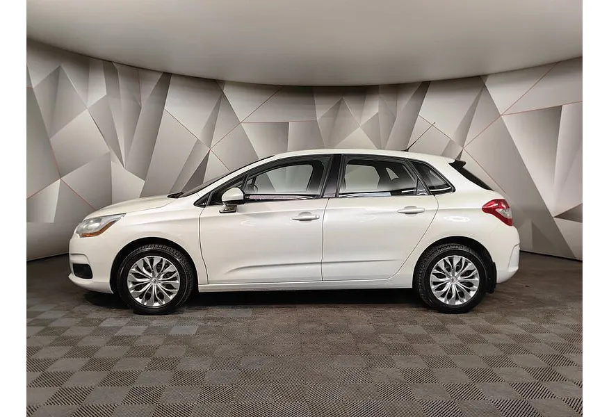 Citroen C4 1.6 VTi AT (120 л.с.) Белый в АВИЛОН. Слайд №5 Citroen C4 1.6 VTi AT (120 л.с.) Белый в АВИЛОН. Слайд №5