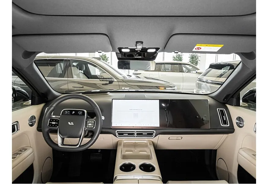 Li Auto L9 1.5 AT 4WD (449 л.с.) Ultra Черный в АВИЛОН. Слайд №7