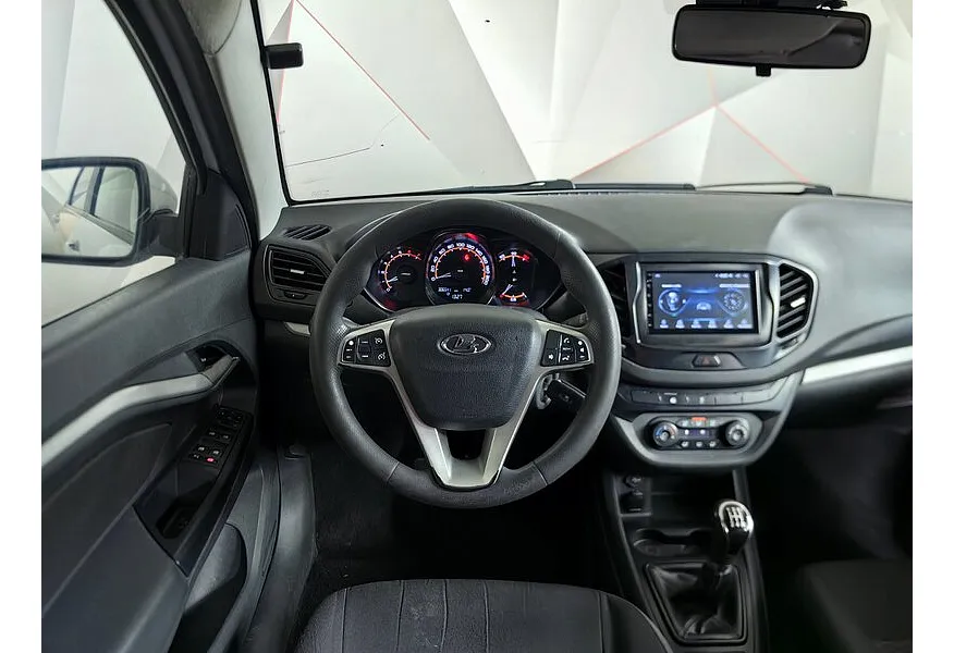 ВАЗ (Lada) Vesta 1.6 MT (106 л.с.) Белый в АВИЛОН. Слайд №17