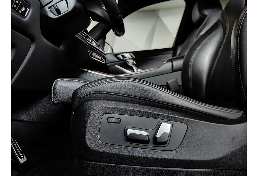 BMW X5 xDrive30d Steptronic (249 л.с.) M Sport Plus Черный в АВИЛОН. Слайд №19