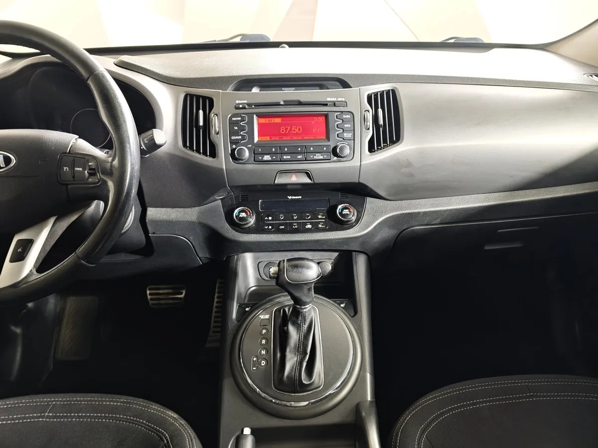 Kia Sportage 2.0 AT AWD (150 л.с.) Черный в АВИЛОН. Слайд №13