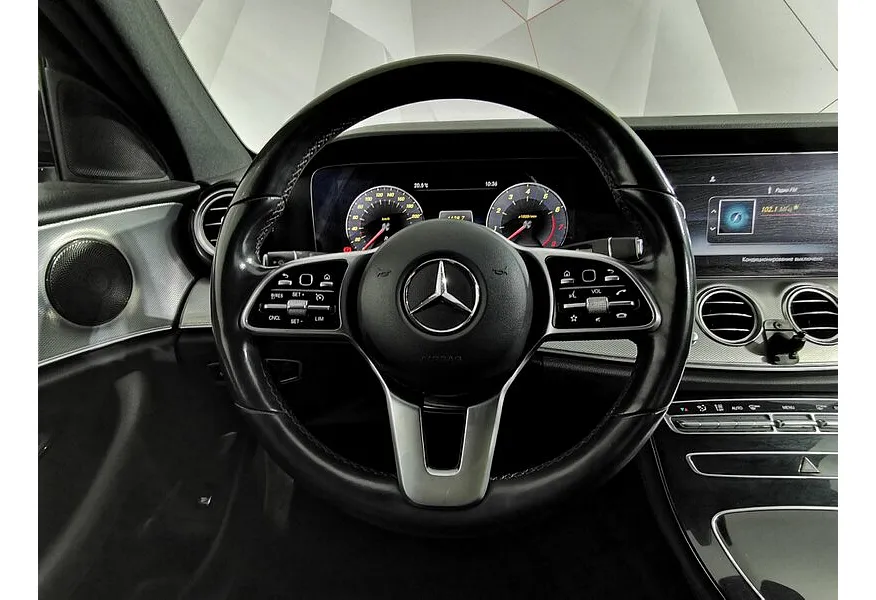 Mercedes-Benz E-Класс E 200 4MATIC 9G-TRONIC (197 л.с.) Premium (Локальная сборка) Черный в АВИЛОН. Слайд №9