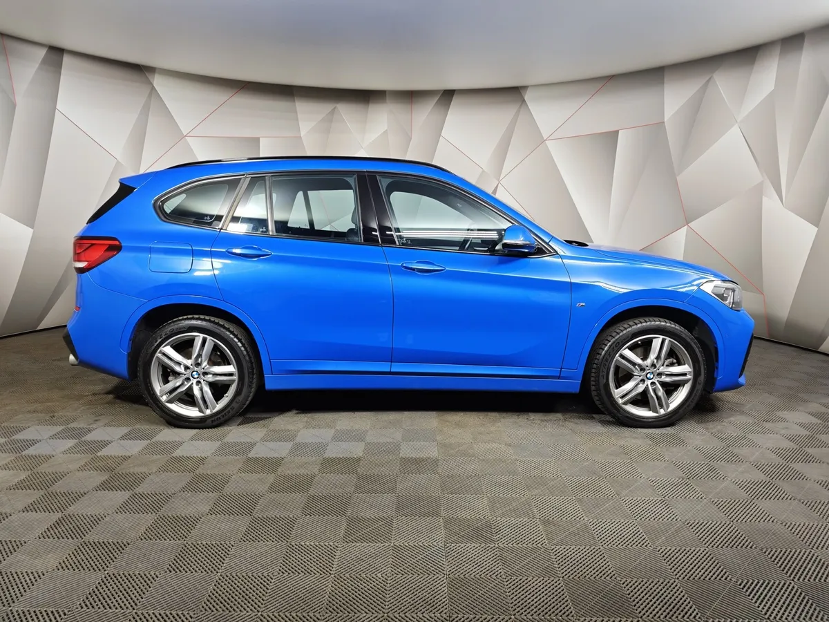BMW X1 20i xDrive Steptronic AT (192 л.с.) Синий в АВИЛОН. Слайд №6