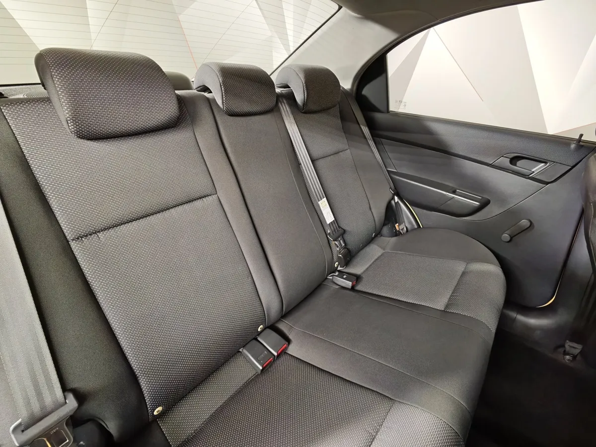 Chevrolet Aveo 1.2 MT (84 л.с.) Желтый в АВИЛОН. Слайд №16