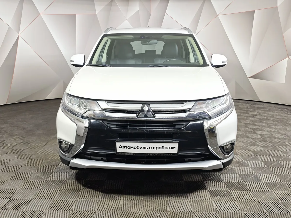 Mitsubishi Outlander 2.0 MIVEC CVT 4WD (146 л.с.) Intense Plus Белый в АВИЛОН. Слайд №7
