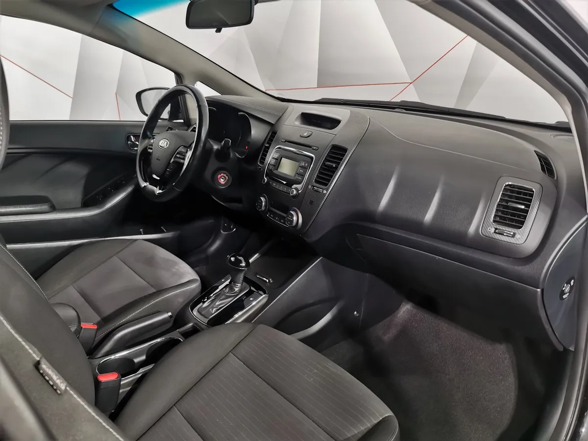 Kia Cerato 1.6 AT (130 л.с.) Comfort Черный в АВИЛОН. Слайд №12