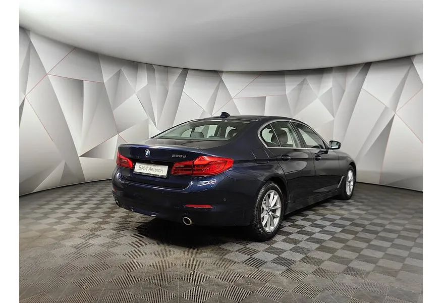 BMW 5 серия 520d Steptronic (190 л.с.) Синий в АВИЛОН. Слайд №2