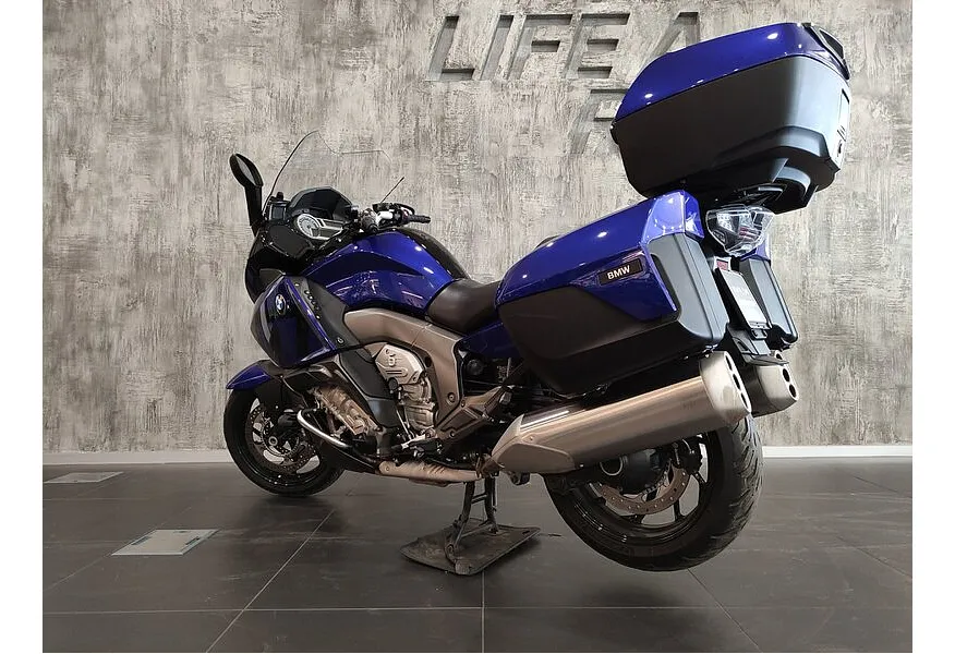 LIVE. Слайд №5