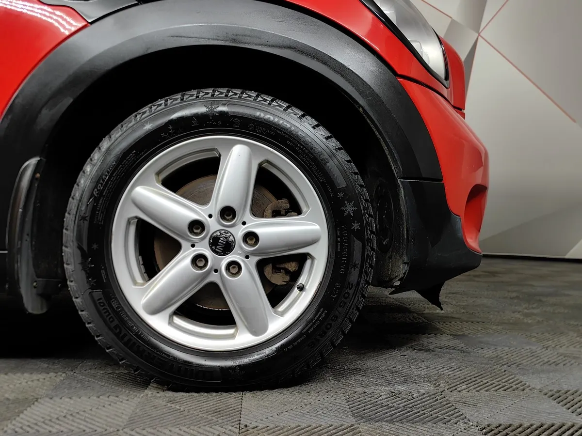 Mini Countryman 1.6 AT (122 л.с.) Красный в АВИЛОН. Слайд №7