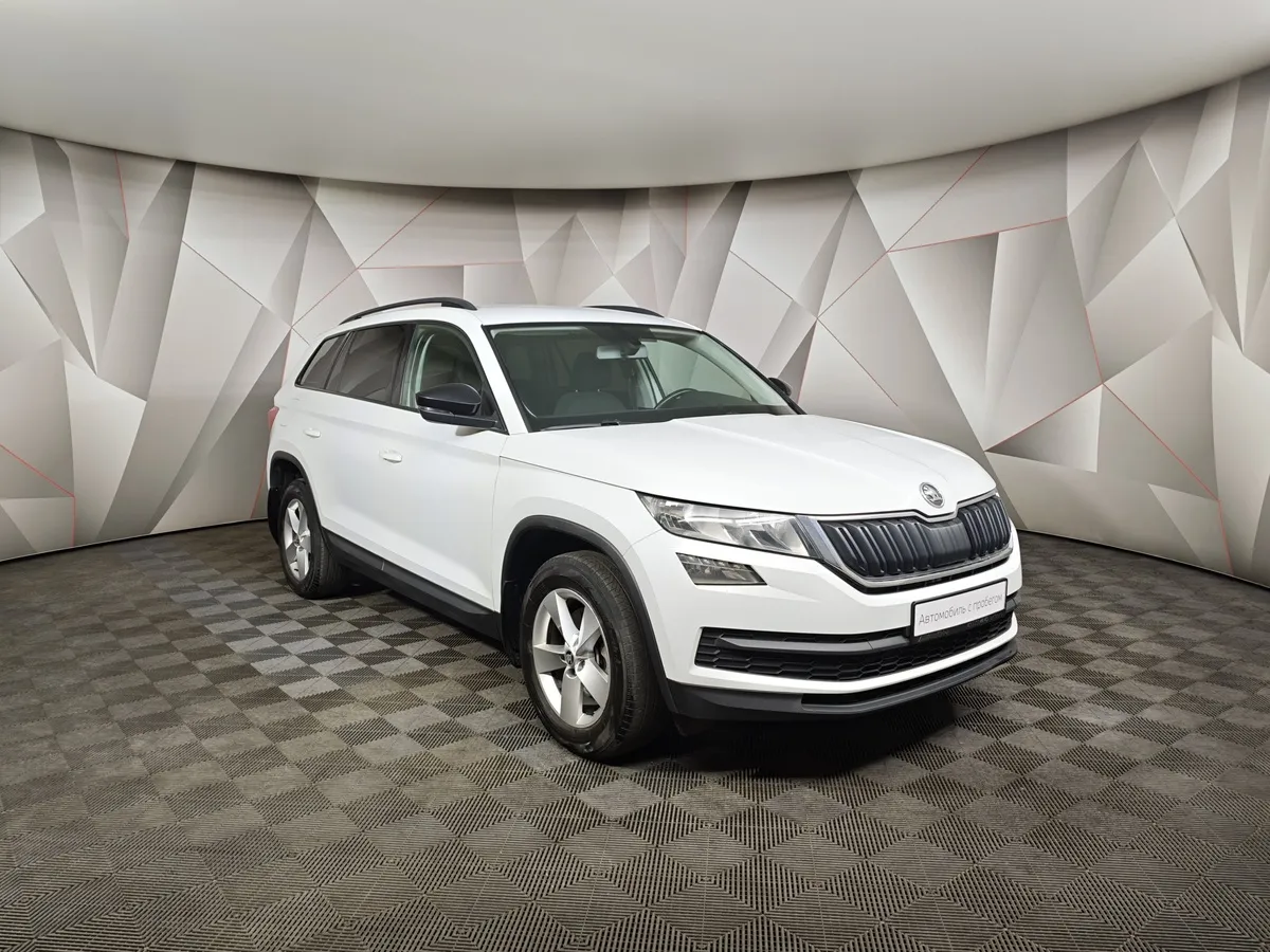 Skoda Kodiaq 1.4 TSI DSG 4X4 (150 л.с.) Белый в АВИЛОН. Слайд №3