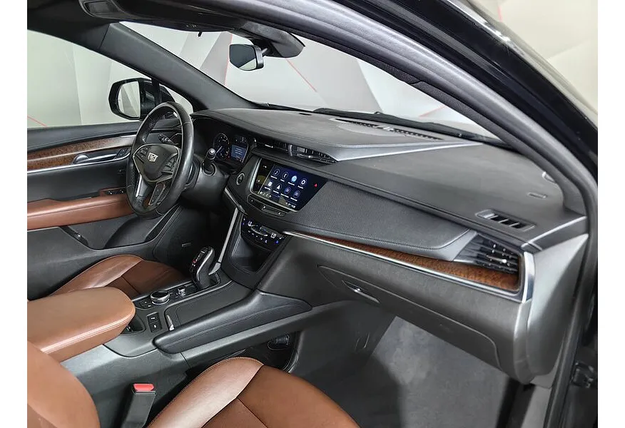 АВИЛОН - Cadillac XT5 2.0T АТ AWD (200 л.с.) Sport Черный - slide 9