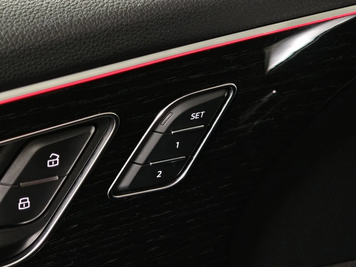 Audi Q7 3.0 TDI Tiptronic quattro (286 л.с.) Черный в АВИЛОН. Слайд №21