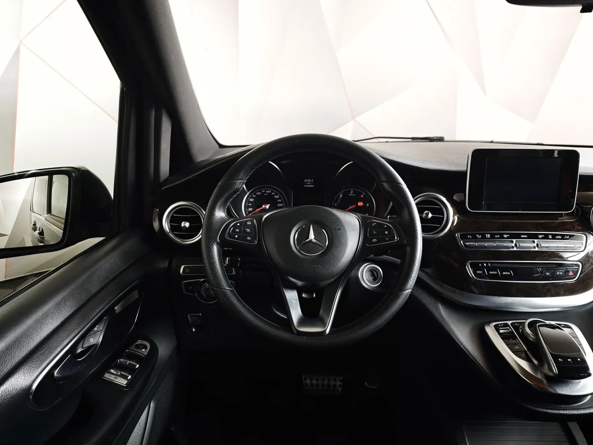 Mercedes-Benz V-Класс V 220 CDI 7G-Tronic Plus AWD L1 (163 л.с.) Comfort Черный в АВИЛОН. Слайд №20