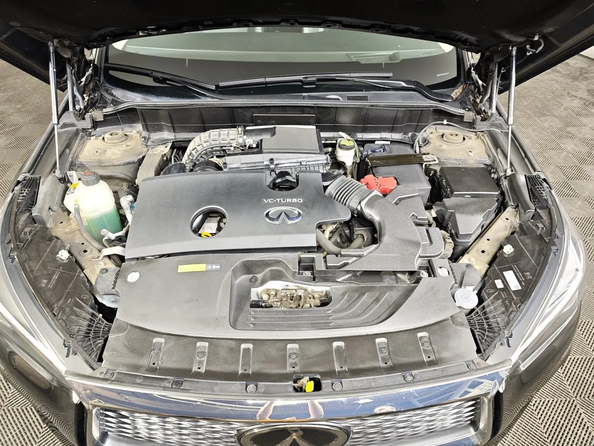 Infiniti QX50 2.0 VC-T CVT AWD (249 л.с.) Черный в АВИЛОН. Слайд №10
