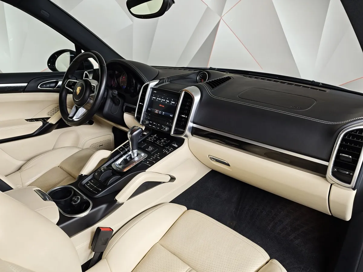 Porsche Cayenne Diesel 3.0 Tiptronic S AWD (245 л.с.) Фиолетовый в АВИЛОН. Слайд №13