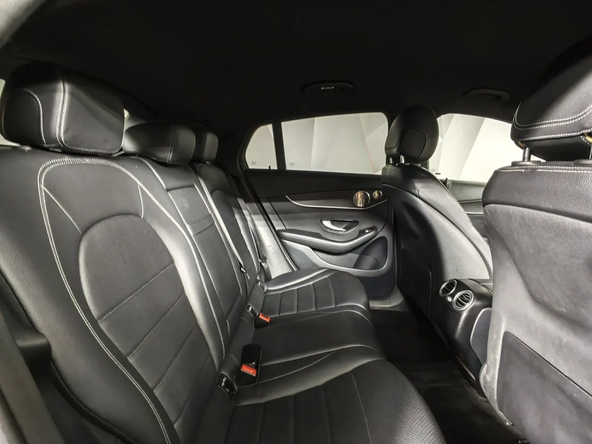 Mercedes-Benz GLC Купе 300 9G-TRONIC 4MATIC (245 л.с.) Sport Серый в АВИЛОН. Слайд №16