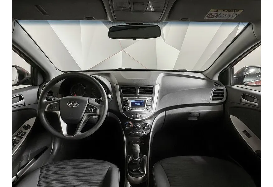 Hyundai Solaris 1.6 MT (123 л.с.) Comfort Красный в АВИЛОН. Слайд №14