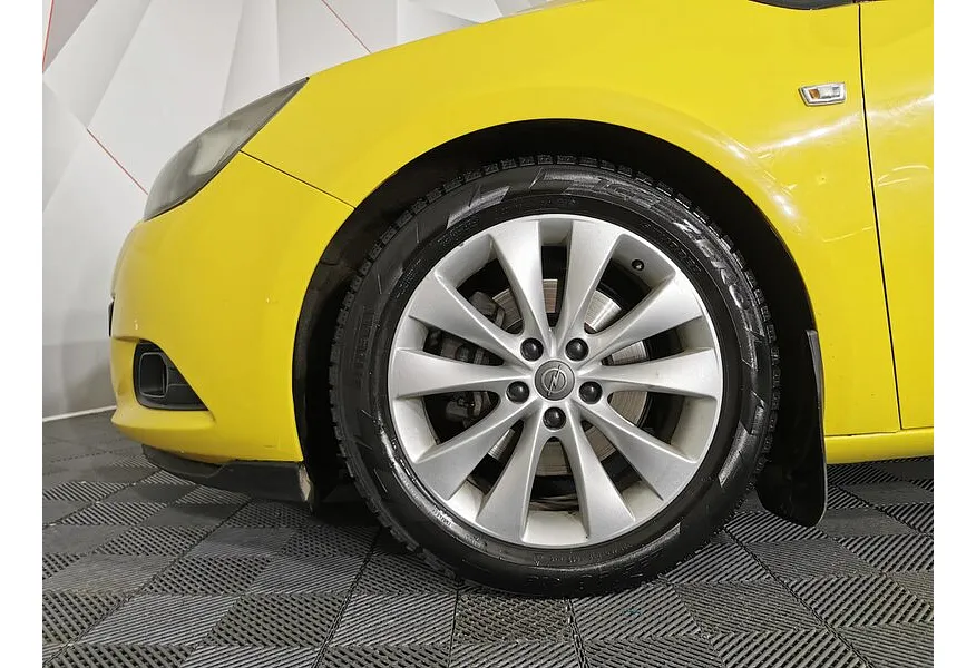 Opel Astra 1.4 Turbo AT (140 л.с.) Enjoy Желтый в АВИЛОН. Слайд №9