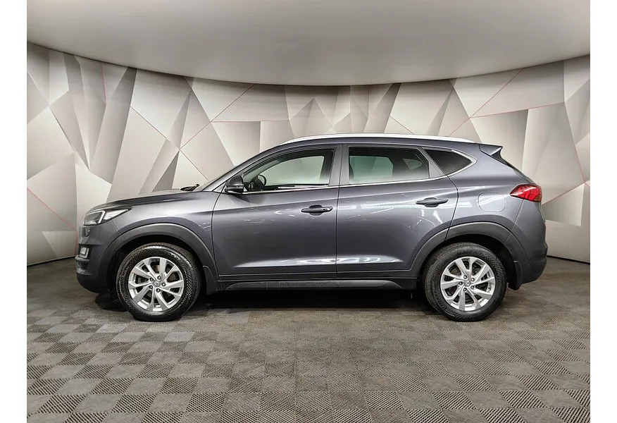 Hyundai Tucson 2.0 (150 л.с.) MPi-6AT-4WD Family Серый в АВИЛОН. Слайд №5