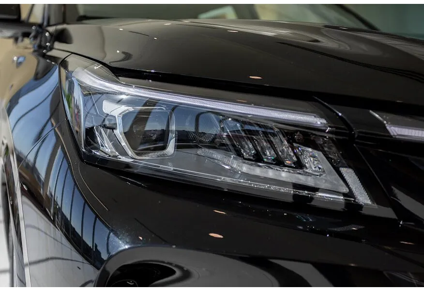 EVOLUTE i-SPACE 1.5 CVT (218 л.с.) (7 мест) Черный в АВИЛОН. Слайд №19