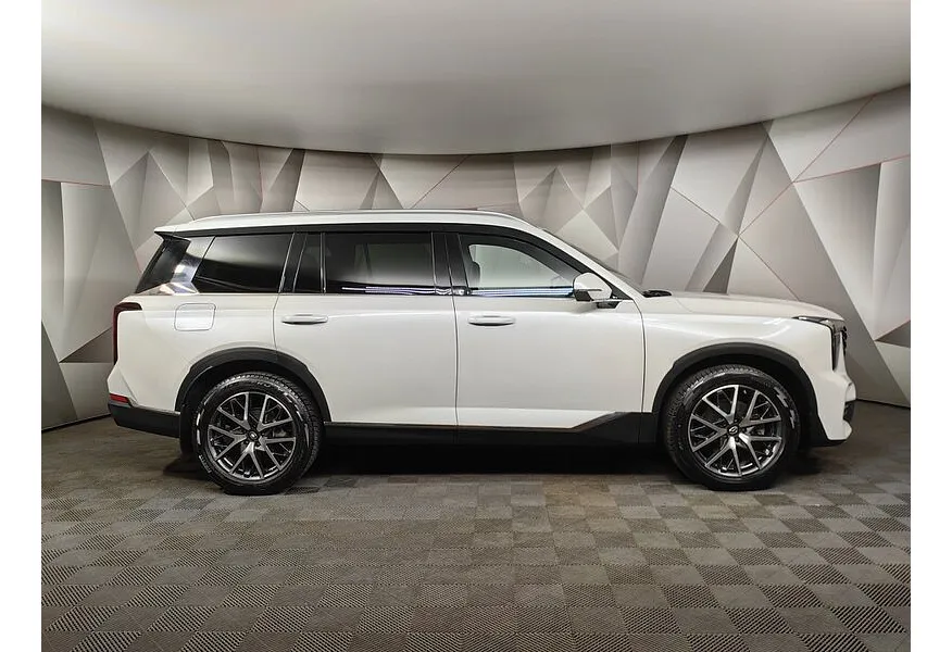 GAC GS8 2.0T 4WD (231 л.с.) GT Белый в АВИЛОН. Слайд №6