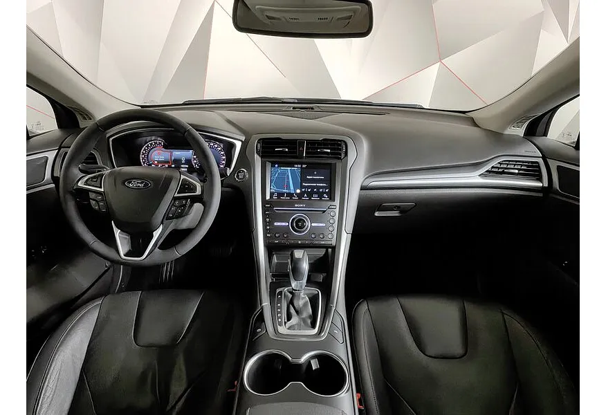 Ford Mondeo 2.0 EcoBoost AT (199 л.с.) Titanium Черный в АВИЛОН. Слайд №14