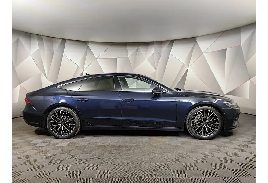 Audi A7 55 TFSI quattro S tronic (340 л.с.) Синий в АВИЛОН. Слайд №6