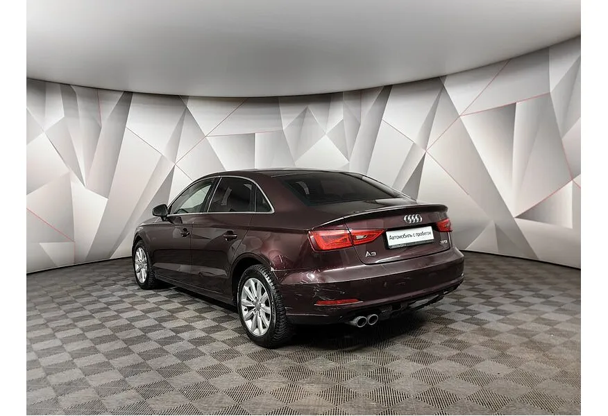 Audi A3 1.4 TFSI S tronic (125 л.с.) Ambition Красный в АВИЛОН. Слайд №4