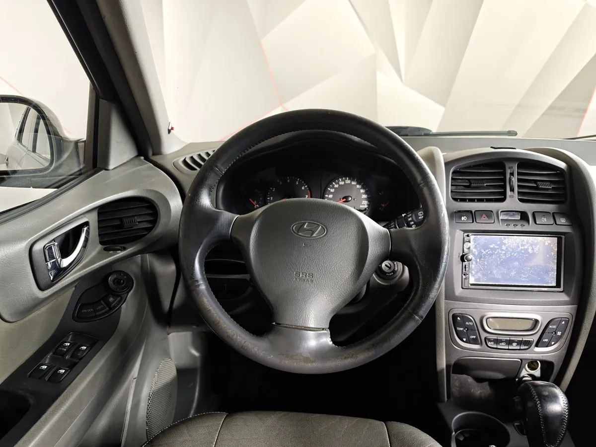Hyundai Santa Fe 2.7 AT (173 л.с.) Серый в АВИЛОН. Слайд №18